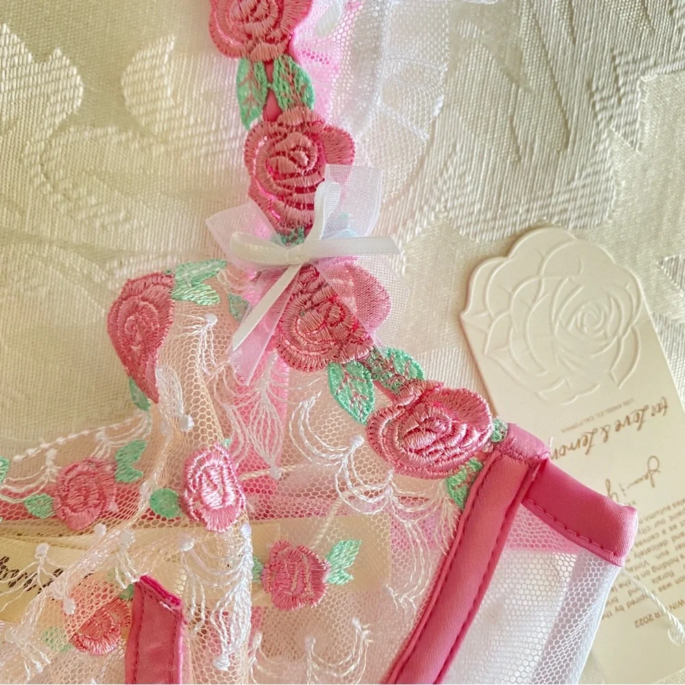 For love and lemon pink rose bra